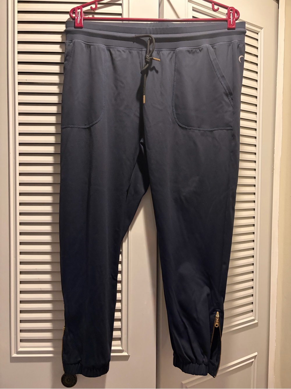 ZYIA Navy Blue Ankle-Length Active Joggers